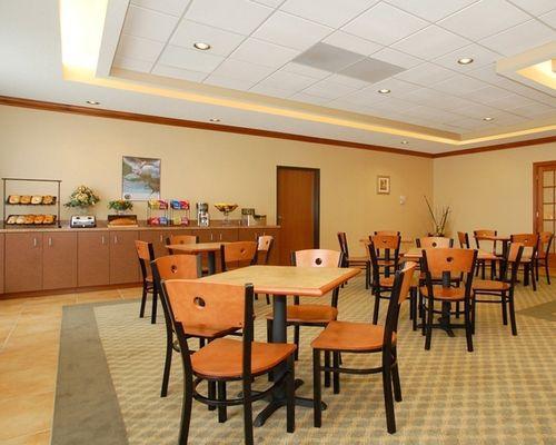 Quality Inn & Suites Rockport-Owensboro North Gold Award Winner Restaurace fotografie